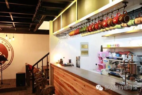 咖啡店AI个性化拉花设计：从噱头到复购的流量印钞机